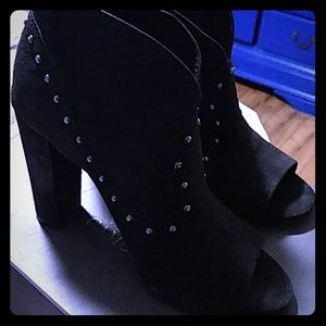 Vince Camuto booties